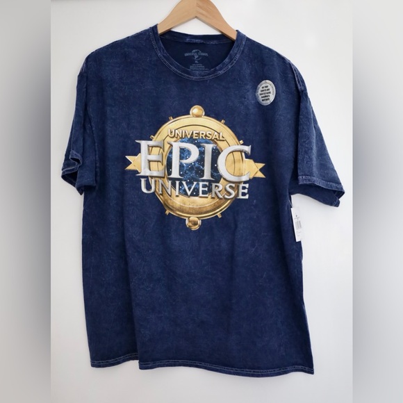 Epic Universe Emblem Adult T-Shirt Brand New XL Universal Studios - Picture 2 of 8